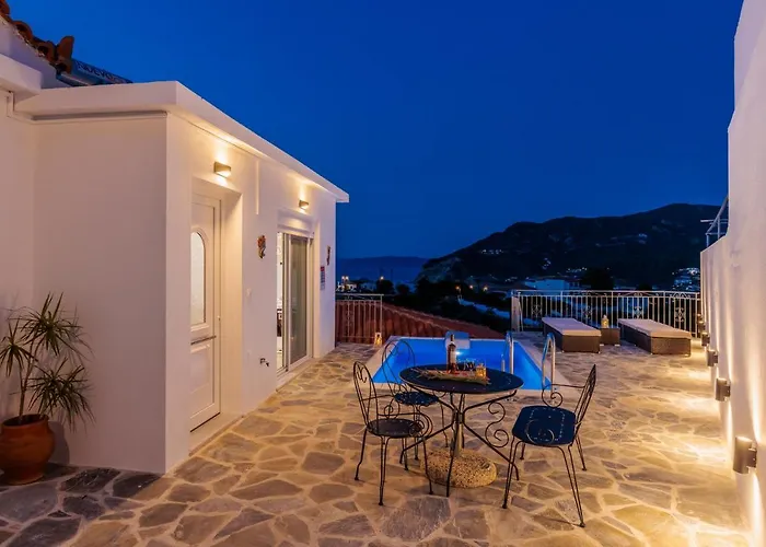 Aloupi Pool Apartment